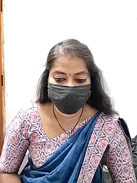 tamil Sigappu Roja online show from April 3, 2026, 1:01 am