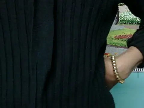 Snapshot of Lovely_bhabhi143 chatting on February 23, 2026, 6:14 am Lovely bhabhi143 online show from February 23, 2026, 6:14 am