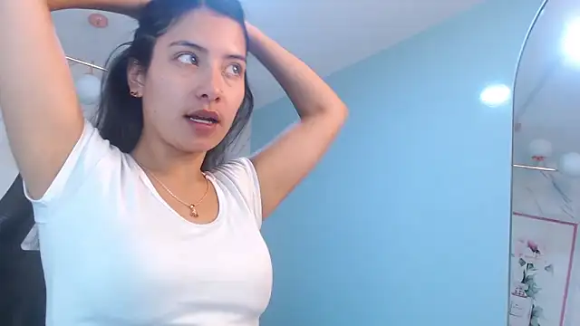 victoria hernandez t  online show from April 7, 2026, 1:02 pm