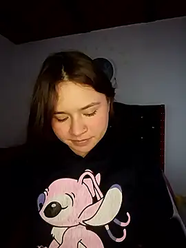 Isa Acosta online show from January 13, 2026, 10:35 pm