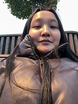 Snapshot of KissMeEva chatting on October 18, 2025, 2:19 pm KissMeEva online show from October 18, 2025, 2:19 pm