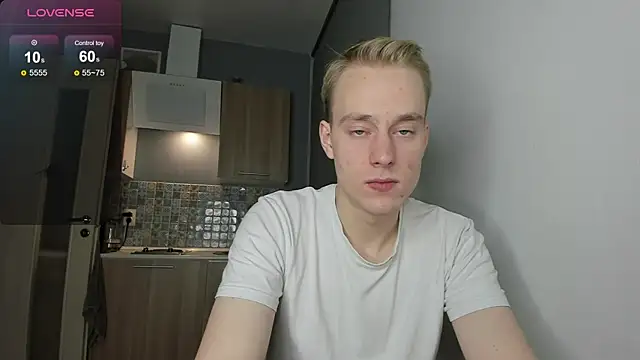 Snapshot of Kevin_Young_Cat chatting on October 28, 2025, 3:55 pm Kevin Young Cat online show from October 28, 2025, 3:55 pm