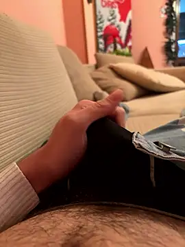 Snapshot of Qualepass chatting on January 7, 2026, 3:17 pm Qualepass online show from January 7, 2026, 3:17 pm