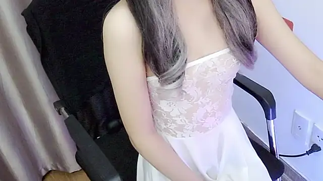 ALy-Lush online show from November 25, 2025, 10:37 am