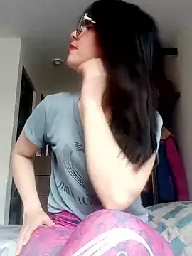 Snapshot of Dana_Rise chatting on January 11, 2026, 6:59 pm Dana Rise online show from January 11, 2026, 6:59 pm