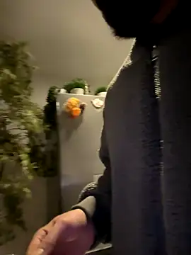 Michel huge online show from December 4, 2025, 7:40 am