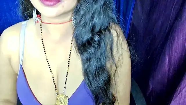 QUEEN SAKHI- online show from July 7, 2026, 6:47 am