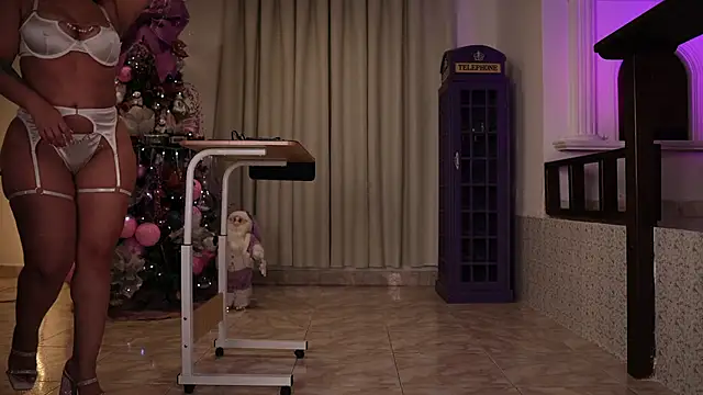 vaniaa95 online show from November 25, 2025, 12:55 am