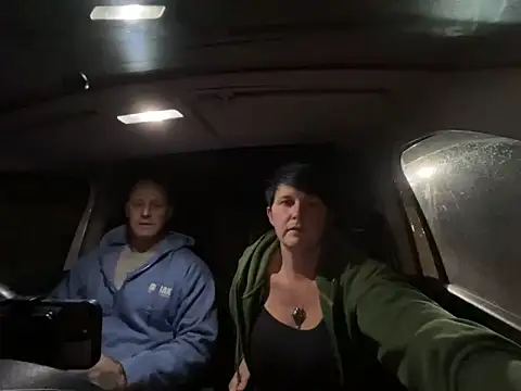 backdoorgalore4you online show from April 2, 2026, 7:53 pm