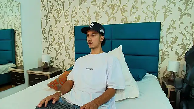 Marcus Jeron online show from September 23, 2025, 11:01 pm