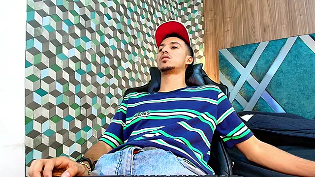 Marcus Jeron online show from December 14, 2025, 9:53 pm