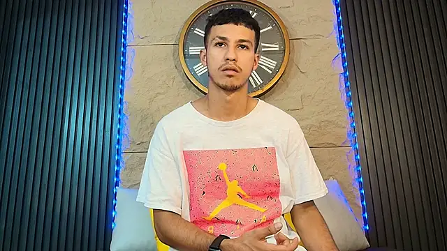 Marcus Jeron online show from May 8, 2026, 12:03 am