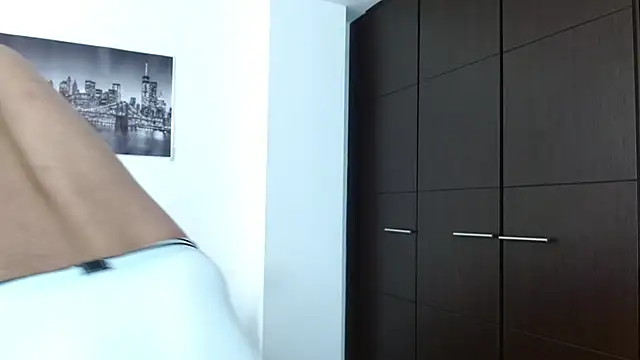 AntonyDAngelo25 online show from October 26, 2025, 1:44 pm