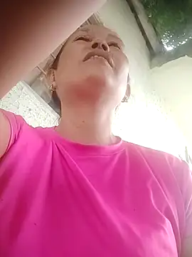 Snapshot of marinita13 chatting on September 28, 2025, 3:08 pm marinita13 online show from September 28, 2025, 3:08 pm