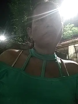 Snapshot of marinita13 chatting on October 2, 2025, 3:32 am marinita13 online show from October 2, 2025, 3:32 am