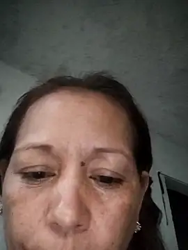 Snapshot of marinita13 chatting on October 4, 2025, 10:33 pm marinita13 online show from October 4, 2025, 10:33 pm