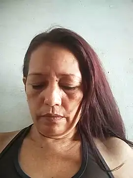 Snapshot of marinita13 chatting on September 20, 2025, 3:28 pm marinita13 online show from September 20, 2025, 3:28 pm