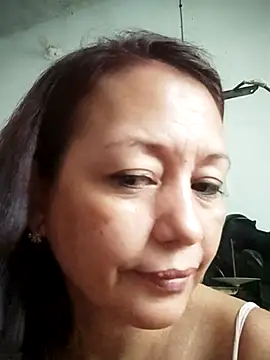 Snapshot of marinita13 chatting on September 18, 2025, 2:09 pm marinita13 online show from September 18, 2025, 2:09 pm