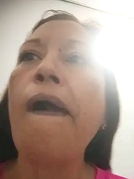 marinita13 online show from November 9, 2025, 1:53 am