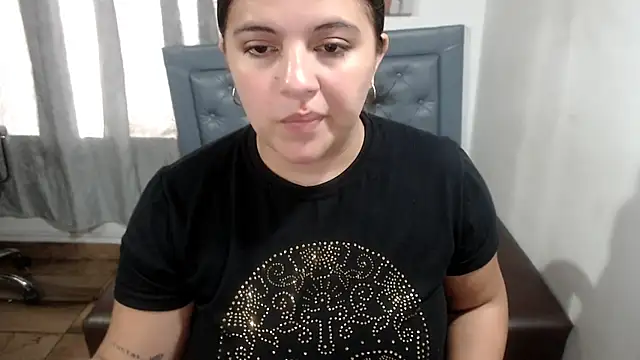 Snapshot of sarah_aguilar chatting on May 21, 2026, 3:20 pm sarah aguilar online show from May 21, 2026, 3:20 pm