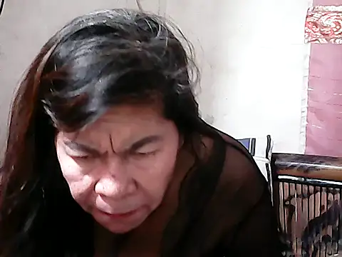 Snapshot of Hottestsexxy_Elynnn chatting on April 2, 2026, 5:41 pm Hottestsexxy Elynnn online show from April 2, 2026, 5:41 pm