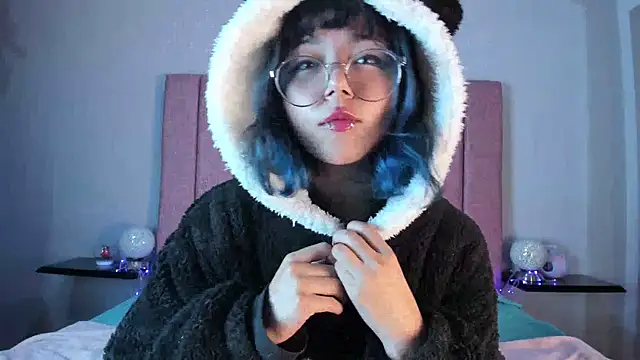 TerumiKitty online show from February 3, 2026, 12:10 am