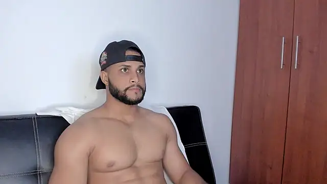 Pier Simons online show from October 28, 2025, 9:52 am