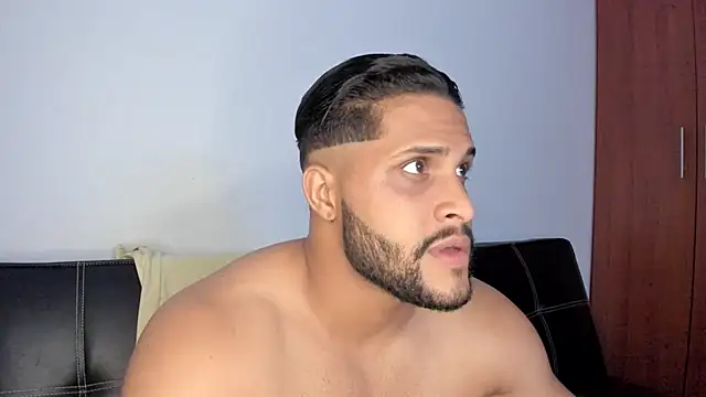 Snapshot of Pier_Simons chatting on January 16, 2026, 6:39 am Pier Simons online show from January 16, 2026, 6:39 am