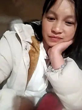 Tiyir597 online show from December 5, 2025, 2:37 pm