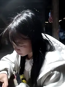 Tiyir597 online show from November 19, 2025, 2:55 am