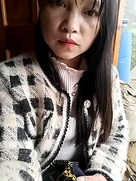 Tiyir597 online show from March 6, 2026, 2:39 am