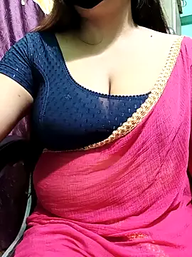 Snapshot of Bhanu-Sharma chatting on September 22, 2025, 4:51 am Bhanu-Sharma online show from September 22, 2025, 4:51 am