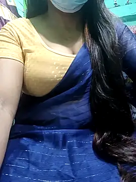 Snapshot of Bhanu-Sharma chatting on September 10, 2025, 4:55 am Bhanu-Sharma online show from September 10, 2025, 4:55 am