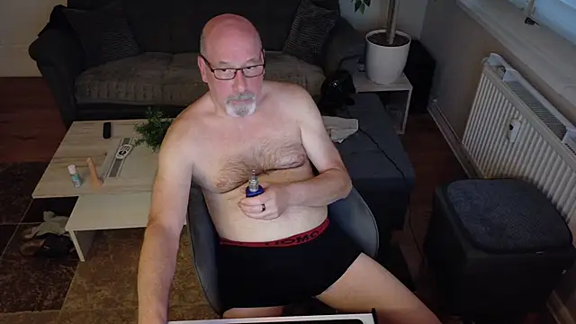 thoralf58 online show from July 1, 2026, 2:56 am