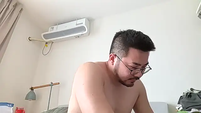 Bytheway0122 online show from September 9, 2025, 2:21 am