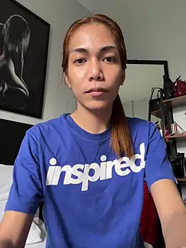 Xhugebatecum online show from February 11, 2026, 6:13 am