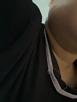 Snapshot of kute_sex chatting on September 24, 2025, 1:02 am kute sex online show from September 24, 2025, 1:02 am