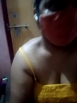 Jessi 25 online show from February 4, 2026, 5:52 pm