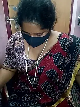 Jessi 25 online show from April 11, 2026, 10:41 am