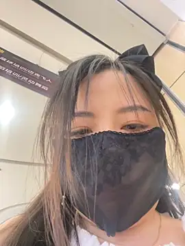 xiao-mo520 online show from October 3, 2025, 11:12 am