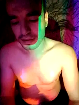 megozoo online show from December 19, 2025, 5:48 pm