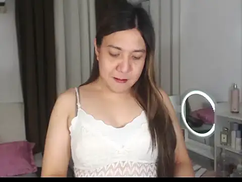 stellahugeX online show from February 18, 2026, 12:45 pm