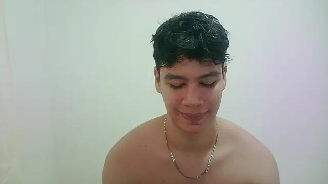 Snapshot of zeus_181 chatting on February 10, 2026, 10:42 pm zeus 181 online show from February 10, 2026, 10:42 pm