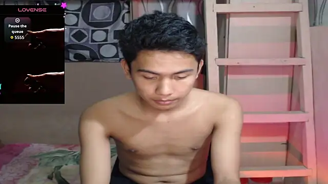 Demure Asian143 online show from November 10, 2025, 10:20 am