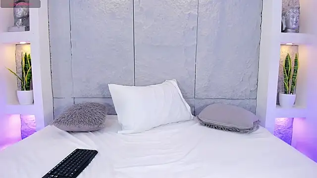 LovelyEyesx online show from March 29, 2026, 11:56 am