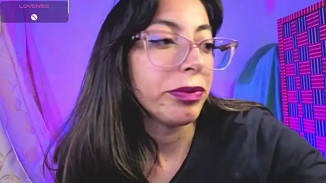 Miranda sexlove  online show from February 15, 2026, 1:06 am