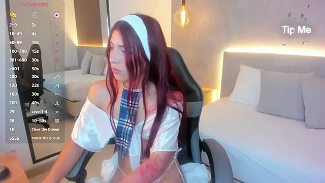 tbabi11 online show from April 9, 2026, 9:54 pm