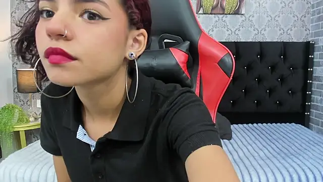 Snapshot of Kittypetite11 chatting on September 12, 2025, 2:01 am Kittypetite11 online show from September 12, 2025, 2:01 am