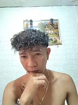 Greekadonis online show from July 31, 2026, 5:51 am