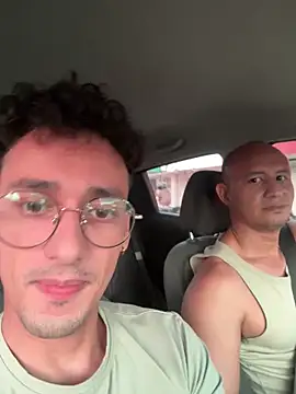 twoboyssex online show from April 6, 2026, 10:22 pm